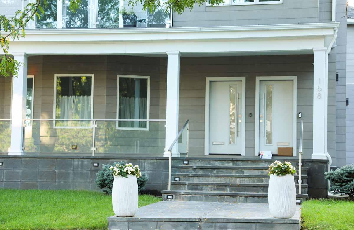 Find expert exterior renovation contractors in Austin. Enhance your home with siding, roofing, windows, and painting services. Reach out to our team now.