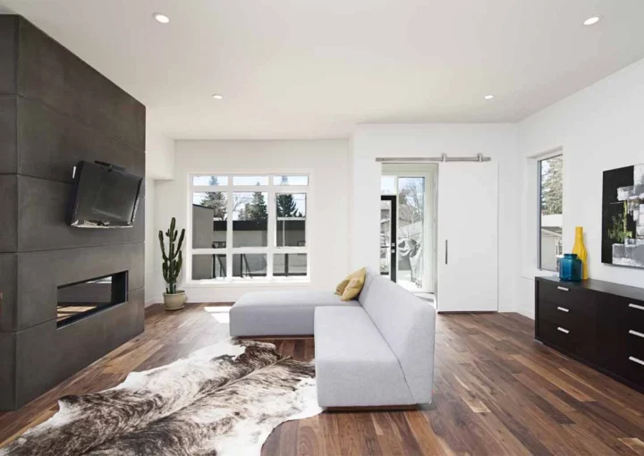 Key reasons to hire experienced professionals for a seamless and high-quality luxury home remodeling in Austin experience.