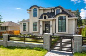 Hire a trusted exterior renovation contractor in Austin. Boost curb appeal with expert siding, roofing, and outdoor upgrades. Book your consultation today.