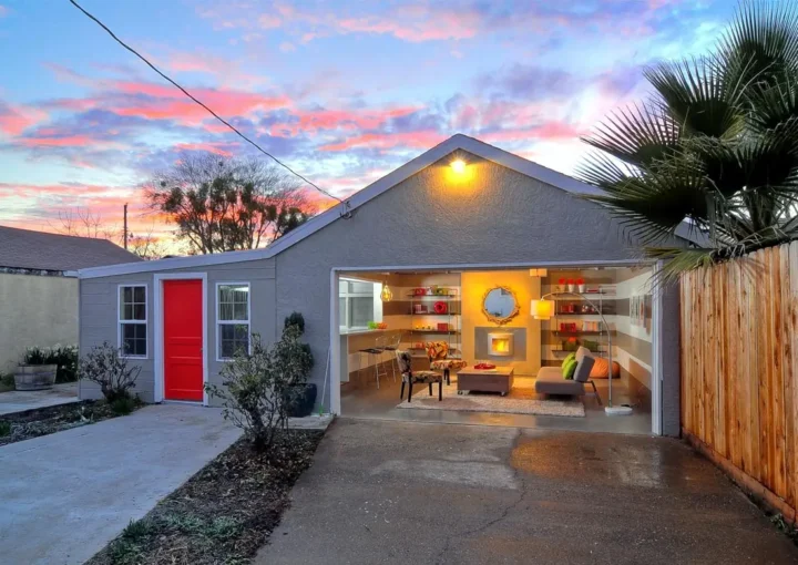 Choose the Right Contractor For Garage Conversion in Austin