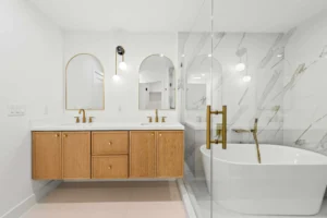 Curbless Walk-In Shower Remodel: The 2026 Guide for Austin Homeowners