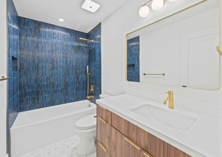 Home Renovation Projects Cloverleaf Dr