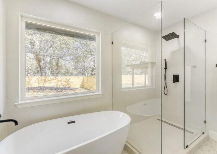 Help Me Avoid Bathroom Remodel Mistakes | Austin, TX Guide 2026
