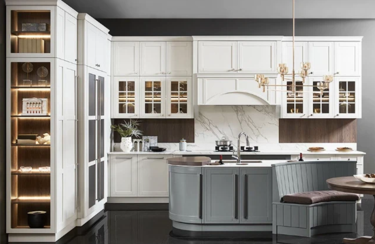 Modern kitchen remodel in Austin with an island, ergonomic design, and open-concept layout.